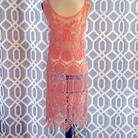 NWOT Coral Crocheted Beach Cover Up. Small - Picture 2 of 2